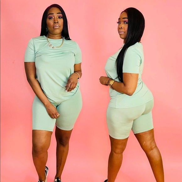 Seafoam 2-Piece Short Sleeve High Waisted Biker Shorts Set - Picture 2 of 2